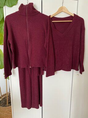 Bunddle 4 Pieces From Mimz Sweater, Pants, Cardigan, Skirt Size Medium